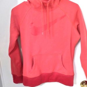 Nike therma fit hoodie
